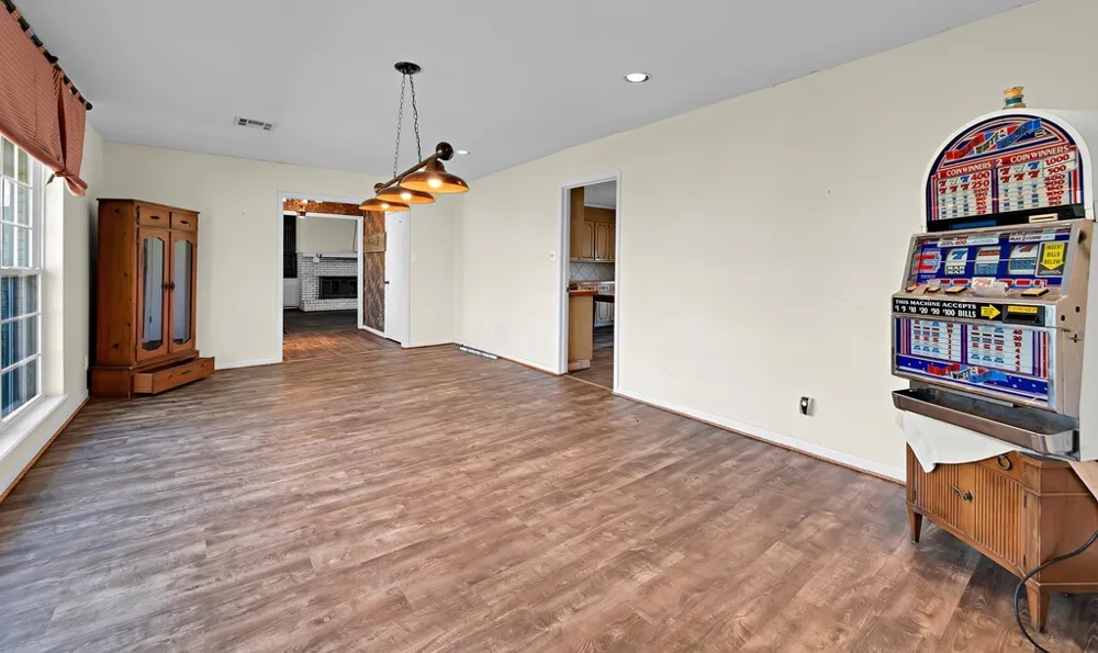 596 Saffle Road Robinson, TX 76706