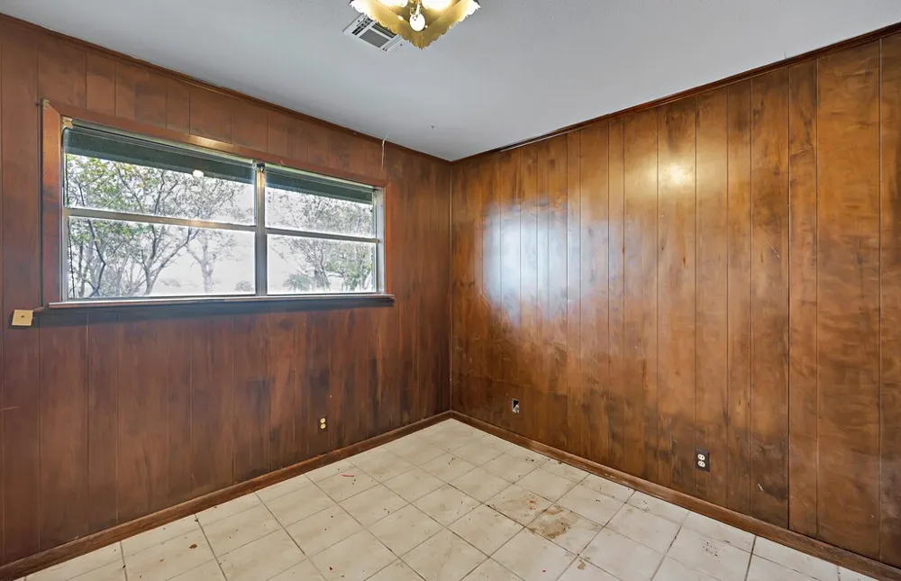 596 Saffle Road Robinson, TX 76706