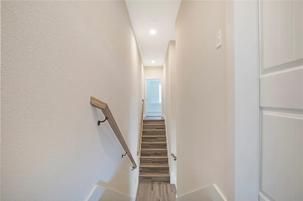 1319 W Main Street #1 Gun Barrel City, TX 75156