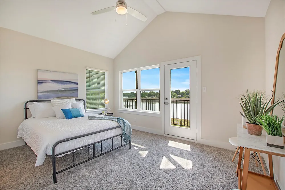 1319 W Main Street #1 Gun Barrel City, TX 75156