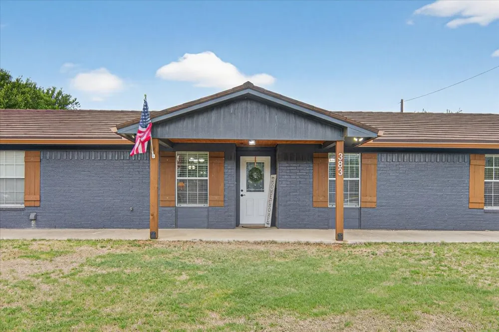 383 Overlook Valley Mills, TX 76689