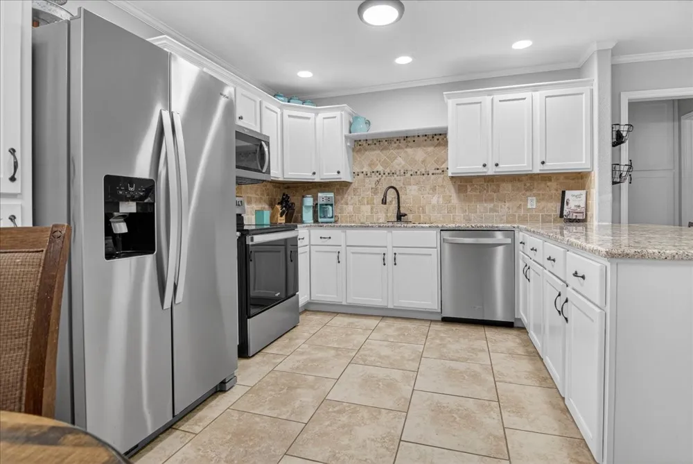 383 Overlook Valley Mills, TX 76689