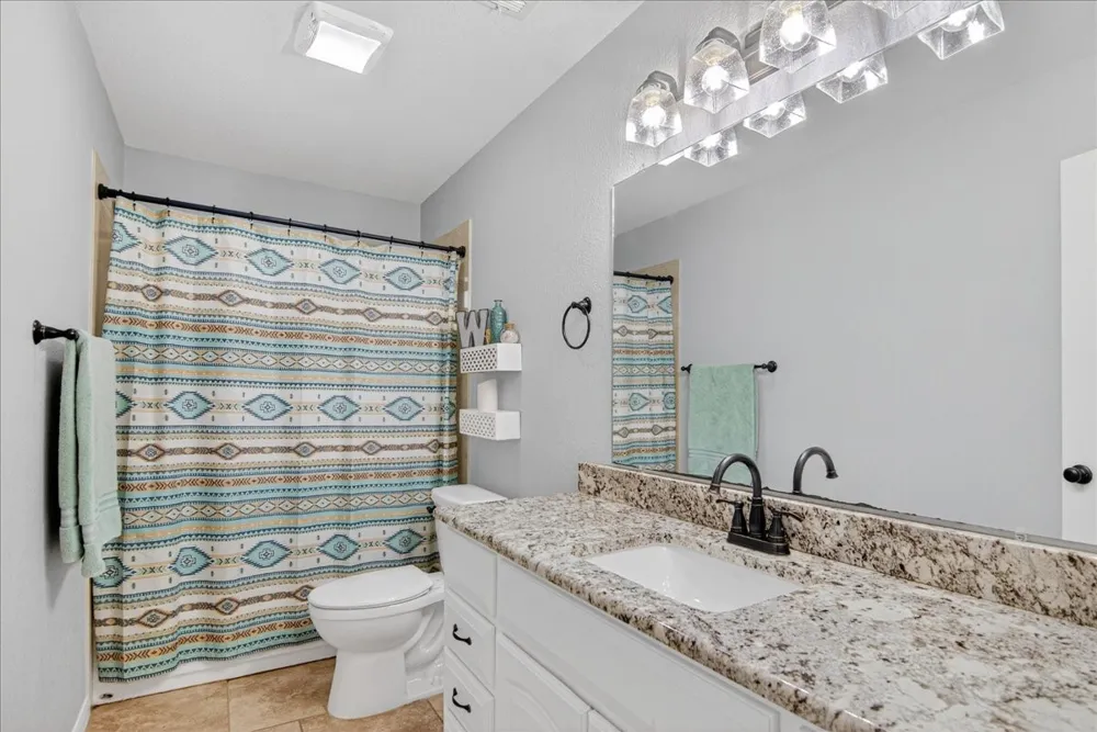 383 Overlook Valley Mills, TX 76689