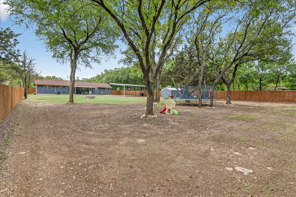 383 Overlook Valley Mills, TX 76689