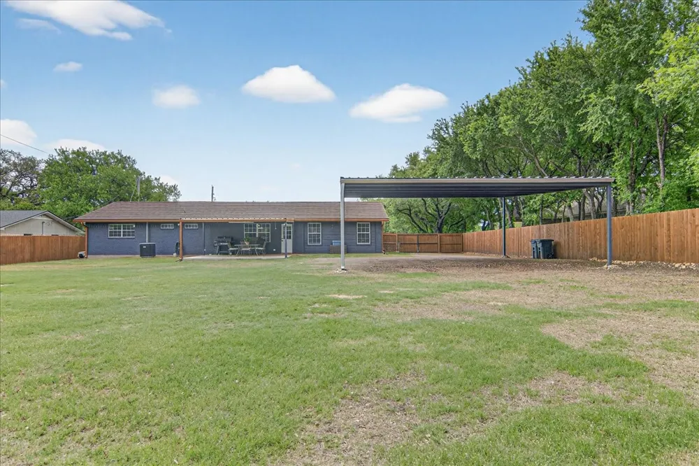 383 Overlook Valley Mills, TX 76689