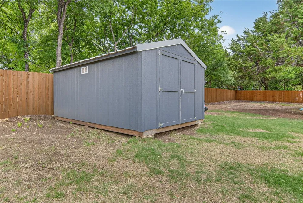 383 Overlook Valley Mills, TX 76689