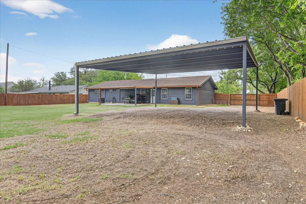 383 Overlook Valley Mills, TX 76689