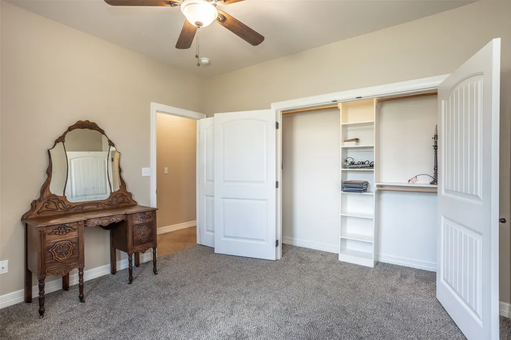 700 Mary Lee Lane Collinsville, TX 76233