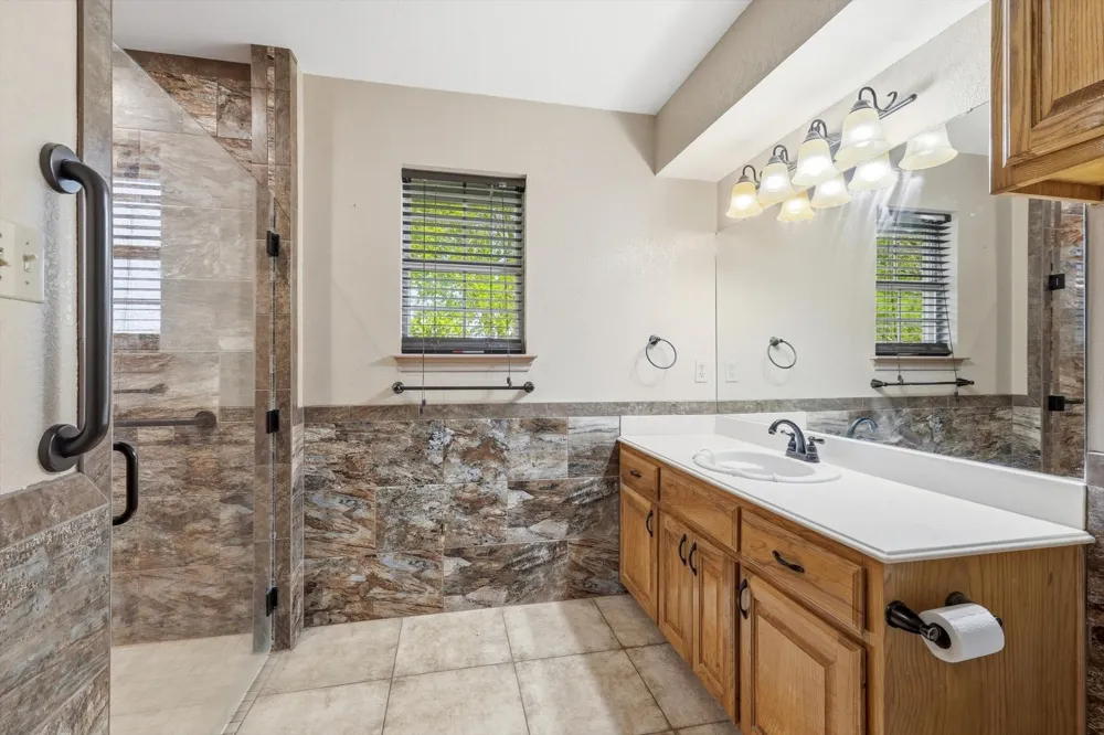 135 Private Road 2828 Decatur, TX 76234