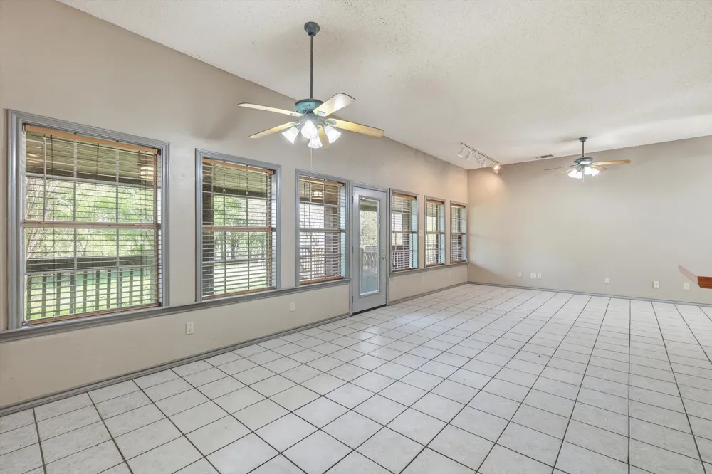 135 Private Road 2828 Decatur, TX 76234