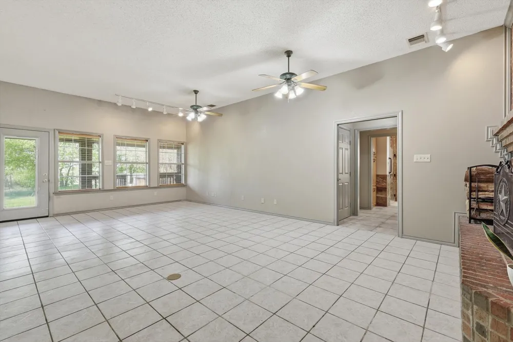 135 Private Road 2828 Decatur, TX 76234