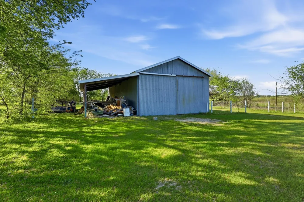 135 Private Road 2828 Decatur, TX 76234