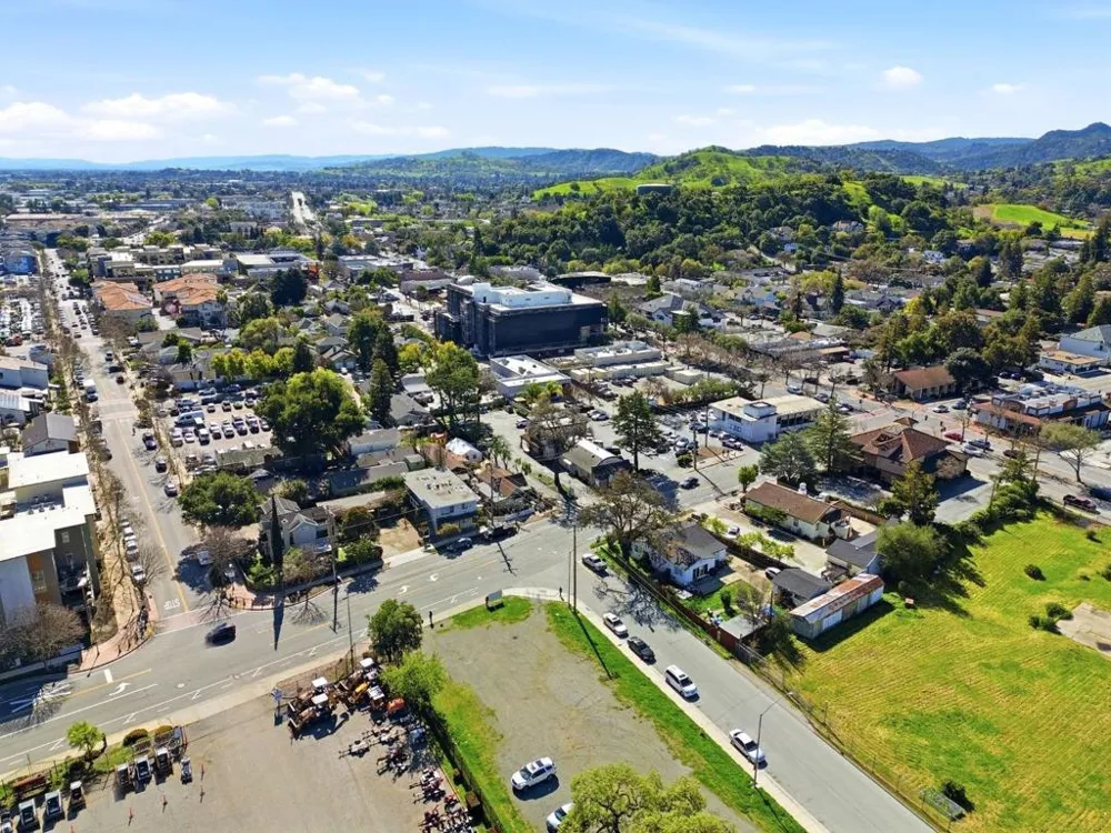 70 E Main Avenue Morgan Hill, CA 95037