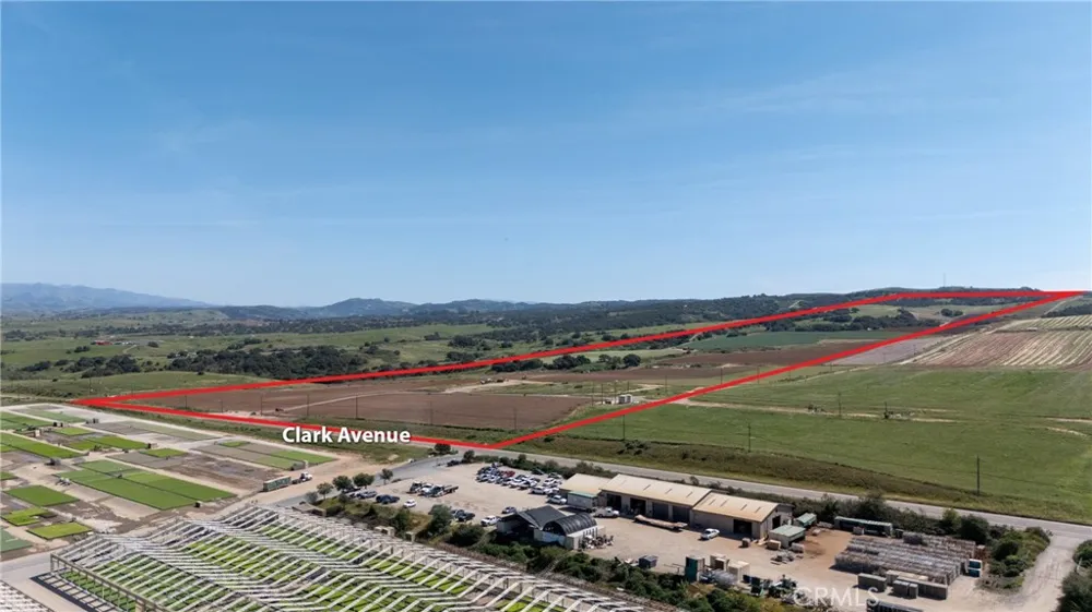 E Clark Ave Santa Maria, CA 93455