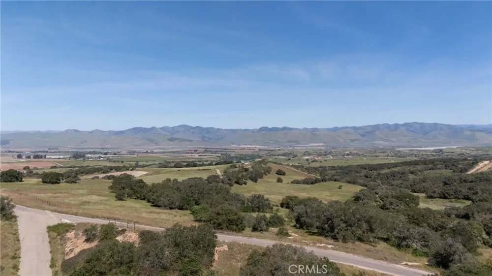 E Clark Ave Santa Maria, CA 93455