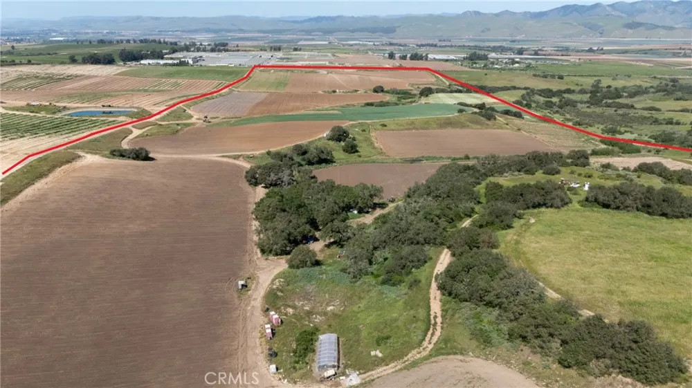 E Clark Ave Santa Maria, CA 93455