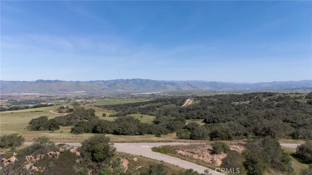 E Clark Ave Santa Maria, CA 93455