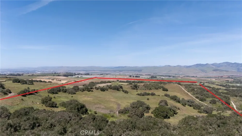 E Clark Ave Santa Maria, CA 93455