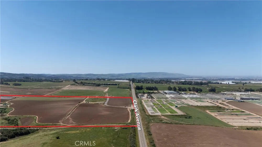 E Clark Ave Santa Maria, CA 93455