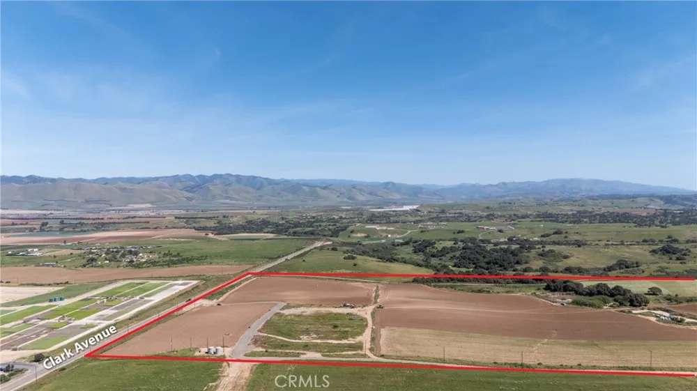 E Clark Ave Santa Maria, CA 93455