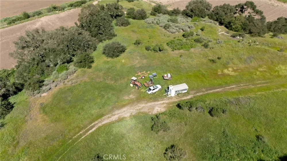 E Clark Ave Santa Maria, CA 93455