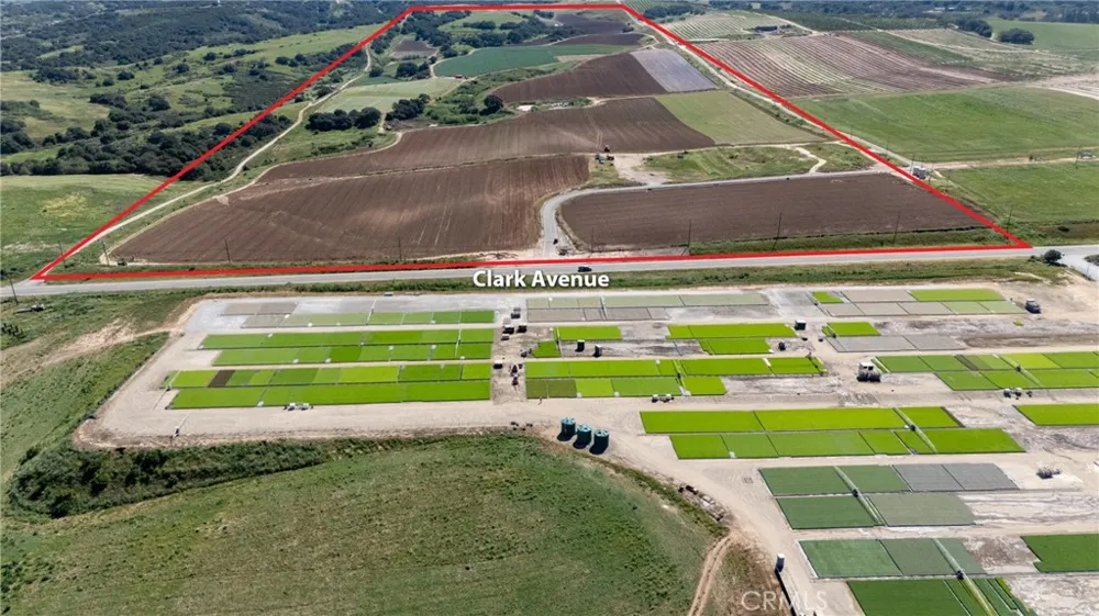 E Clark Ave Santa Maria, CA 93455