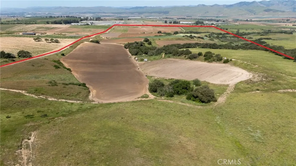 E Clark Ave Santa Maria, CA 93455