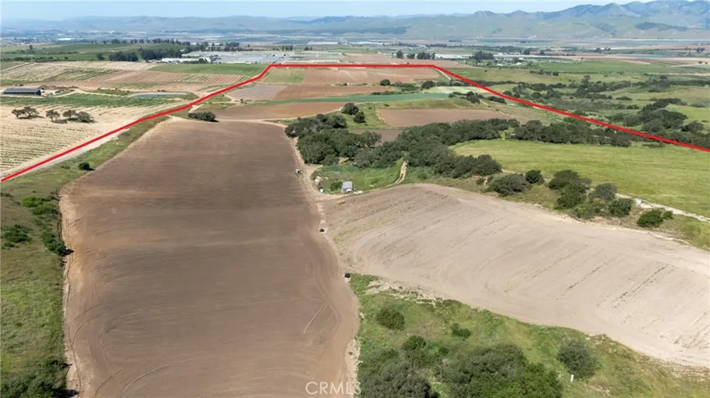 E Clark Ave Santa Maria, CA 93455