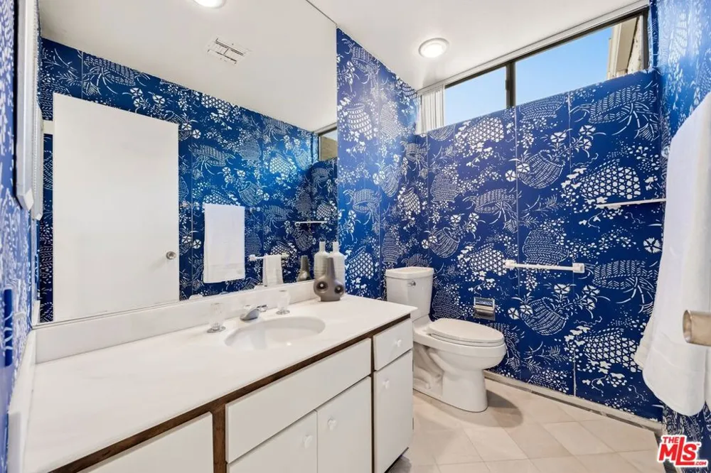 2075 S Ramitas Way Palm Springs, CA 92264
