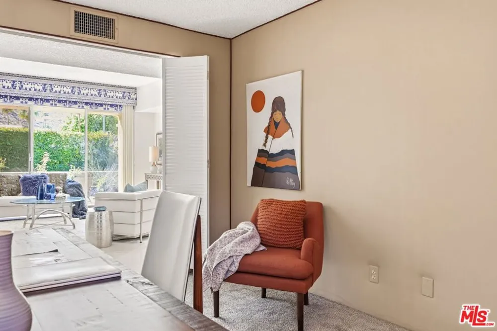 2075 S Ramitas Way Palm Springs, CA 92264