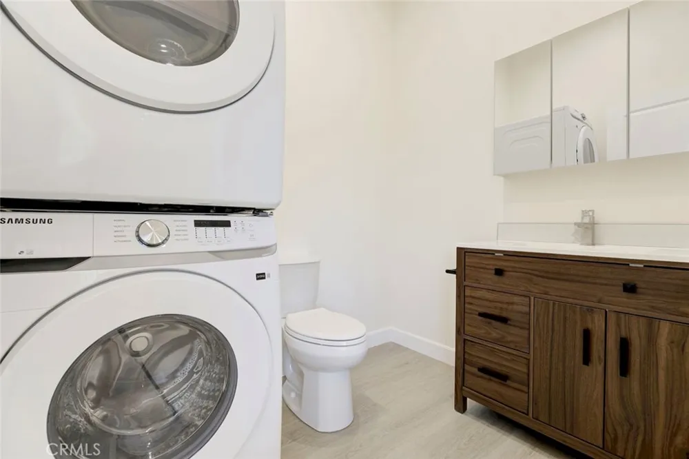 7044 Greeley Tujunga, CA 91042