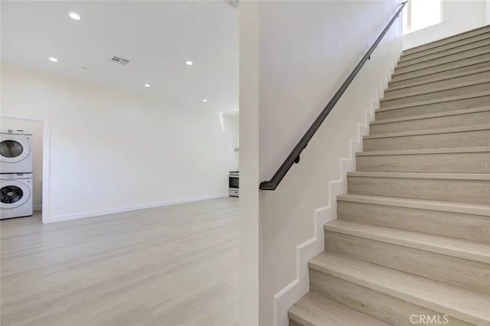 7044 Greeley Tujunga, CA 91042