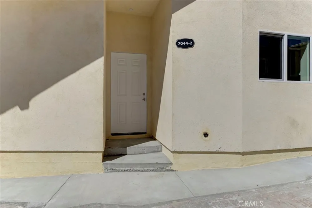7044 Greeley Tujunga, CA 91042