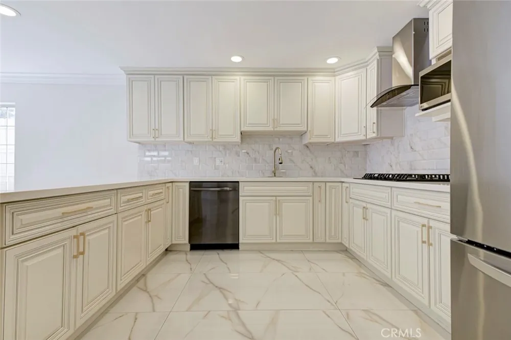 7044 Greeley Tujunga, CA 91042