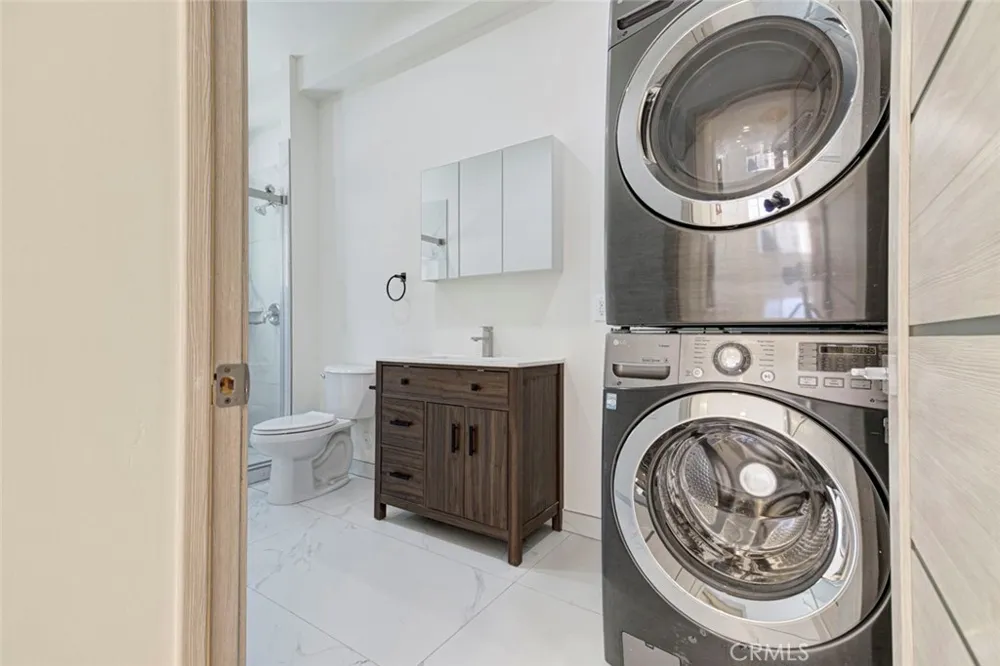 7044 Greeley Tujunga, CA 91042