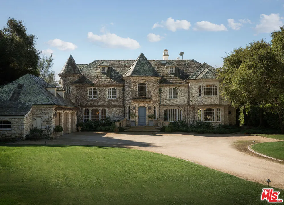 1567 E Valley Road Montecito, CA 93108