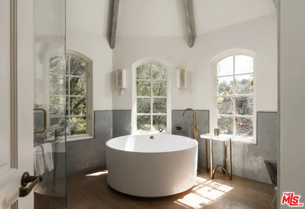 1567 E Valley Road Montecito, CA 93108