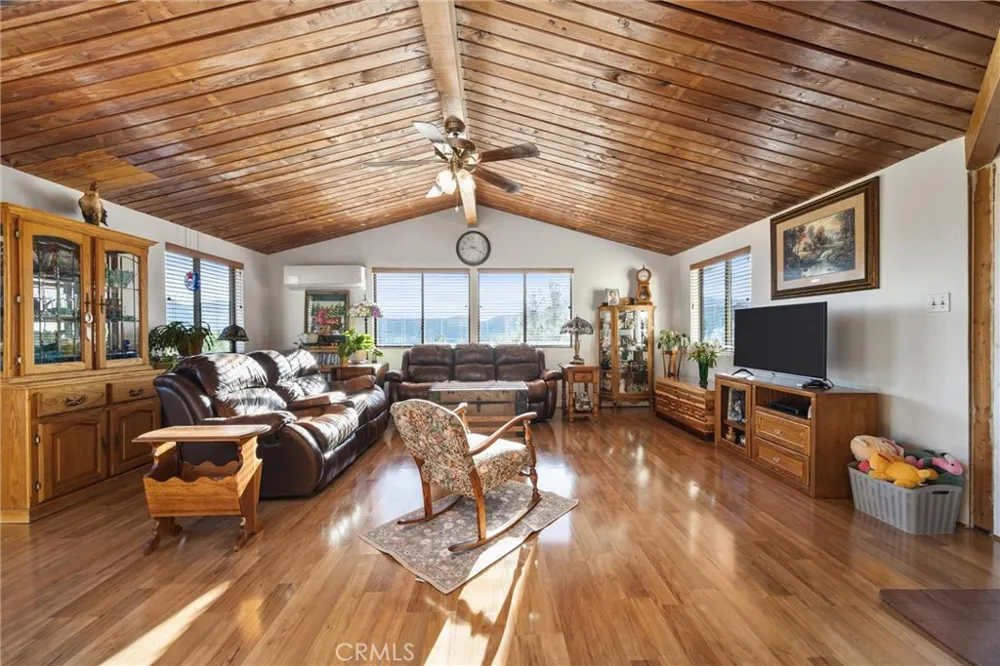 9990 Fay Ranch Lake Isabella, CA 93240