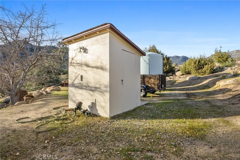9990 Fay Ranch Lake Isabella, CA 93240