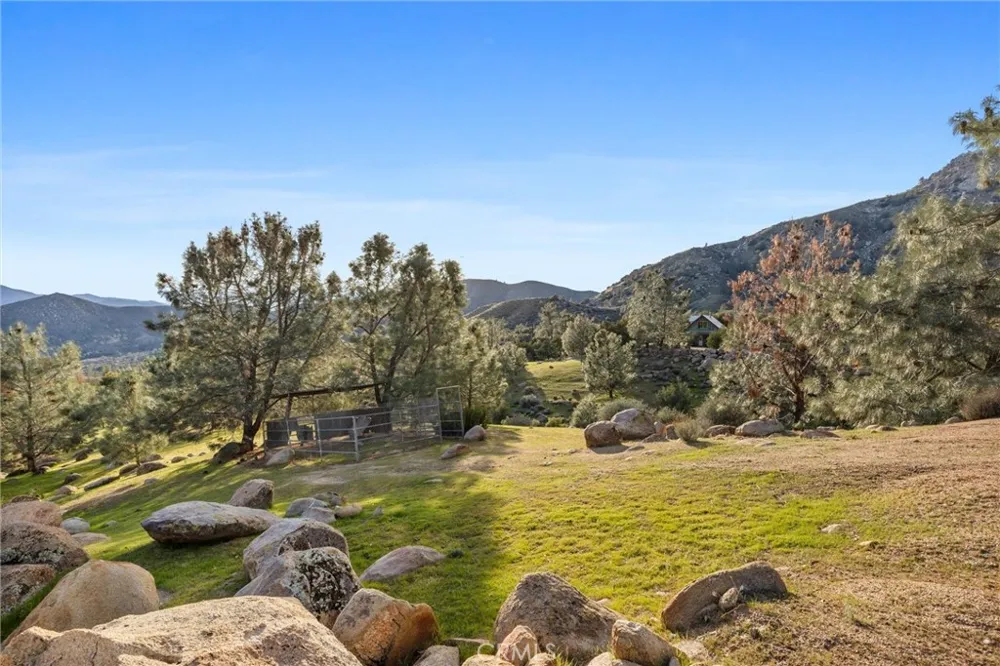9990 Fay Ranch Lake Isabella, CA 93240