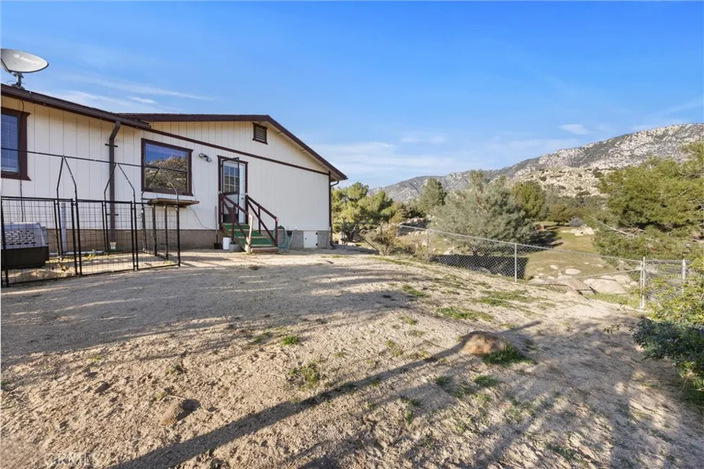 9990 Fay Ranch Lake Isabella, CA 93240