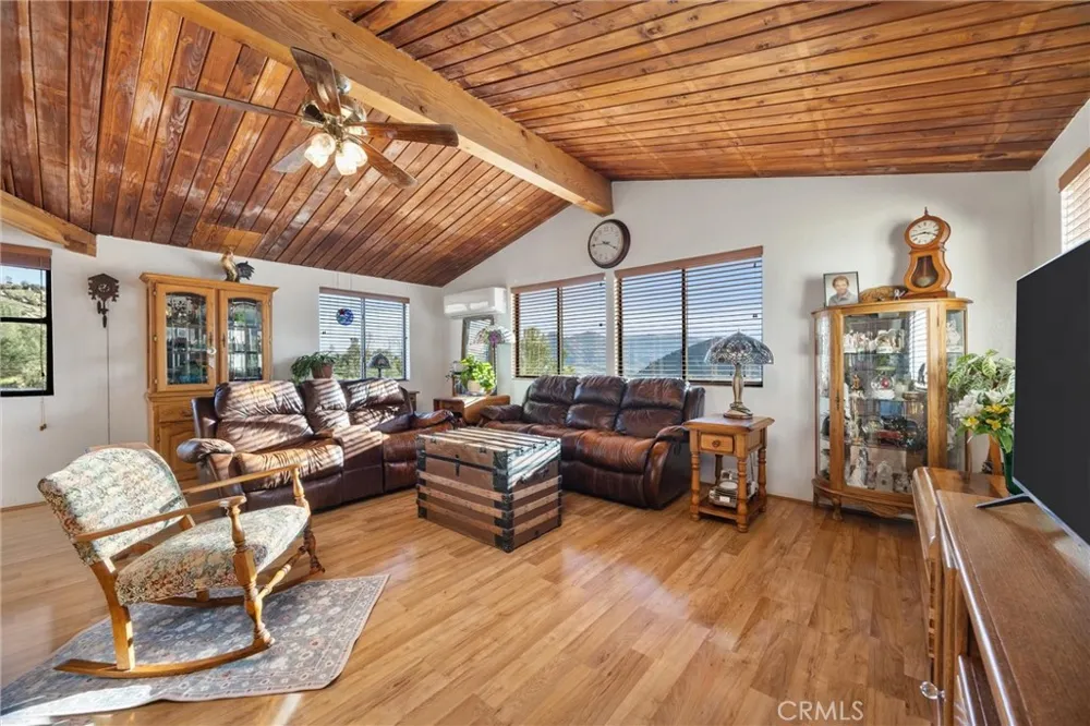 9990 Fay Ranch Lake Isabella, CA 93240