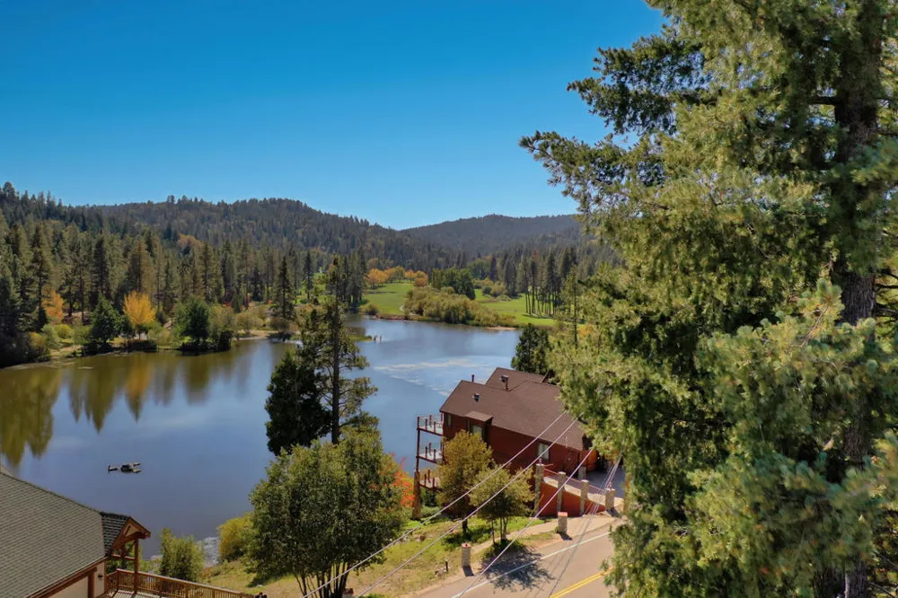 788 Brentwood Drive Lake Arrowhead, CA 92352