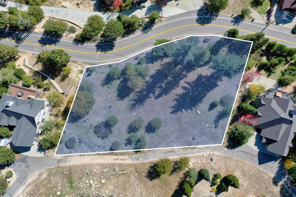 788 Brentwood Drive Lake Arrowhead, CA 92352