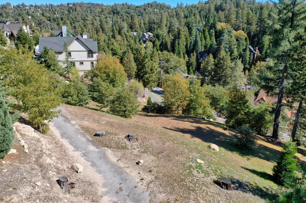 788 Brentwood Drive Lake Arrowhead, CA 92352