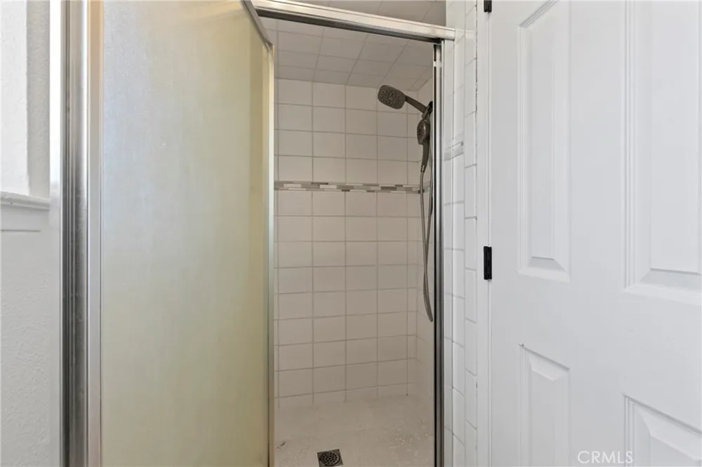 1975 E Alexander Merced, CA 95340