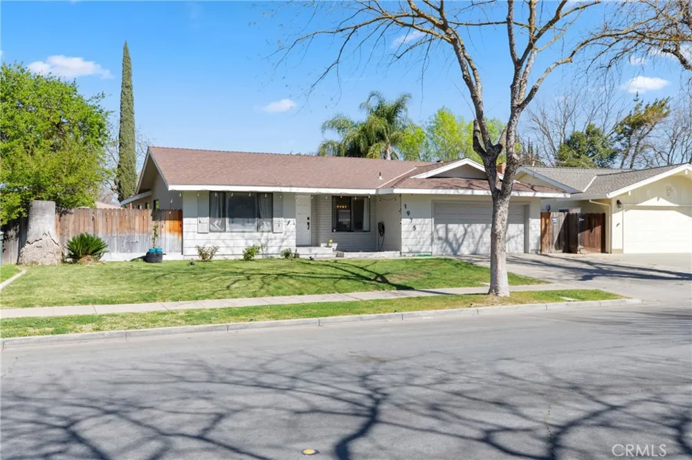 1975 E Alexander Merced, CA 95340