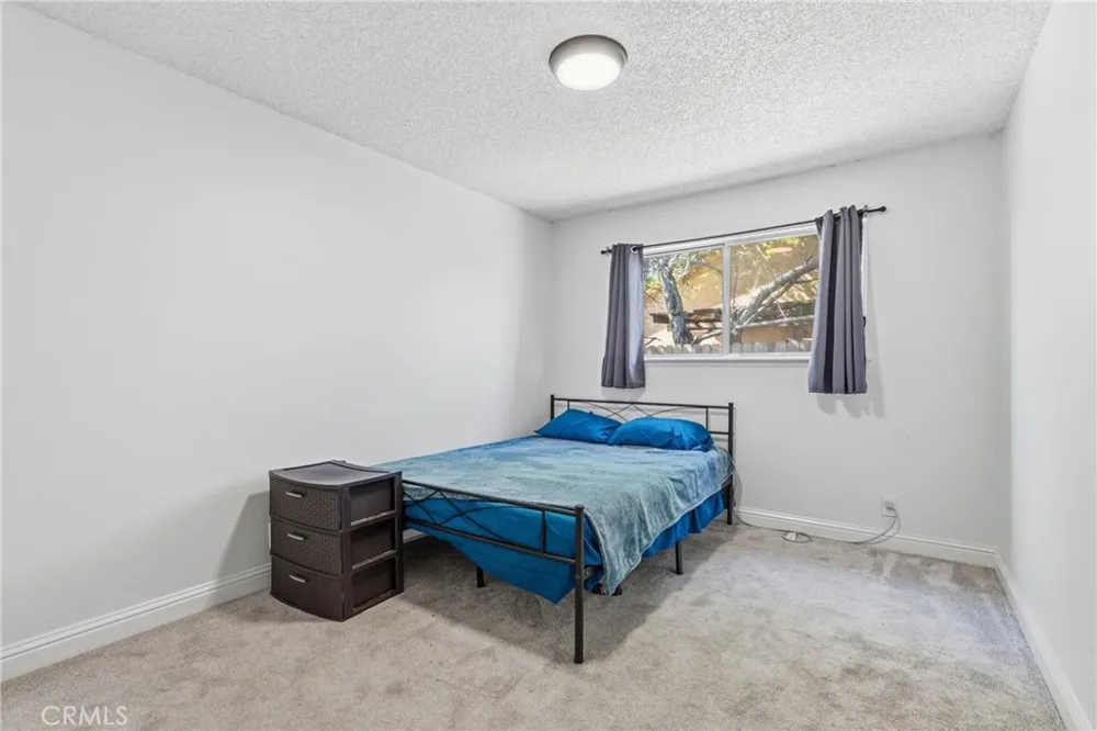 1975 E Alexander Merced, CA 95340