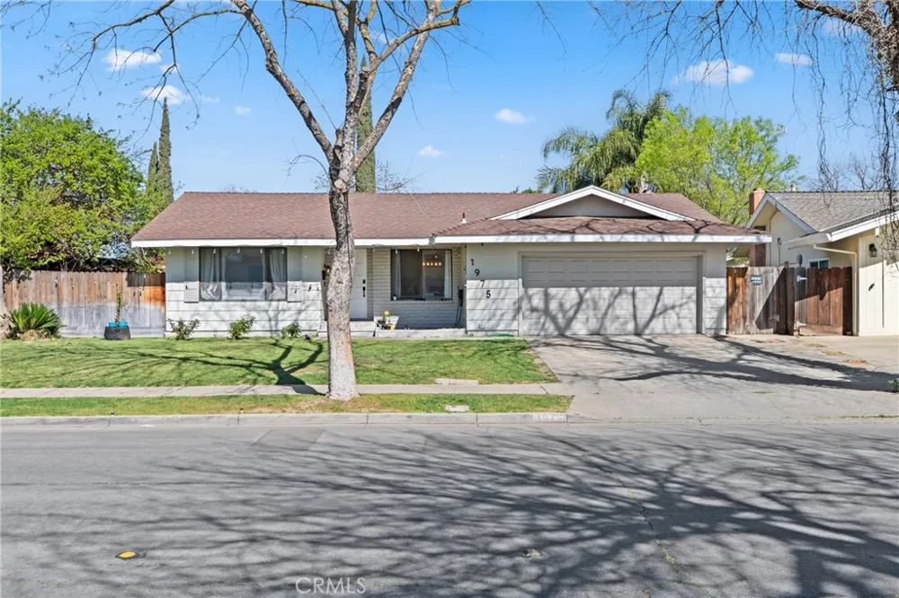 1975 E Alexander Merced, CA 95340