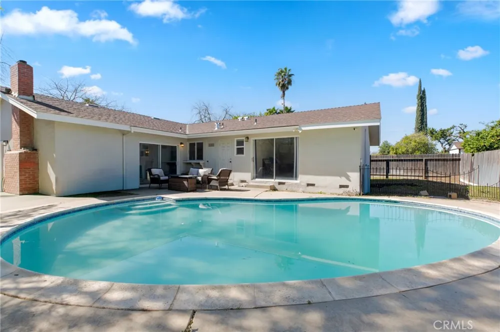 1975 E Alexander Merced, CA 95340
